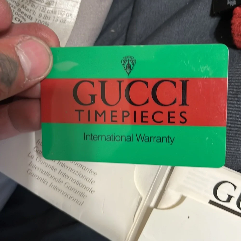 Gucci watch - Picture 3 of 3